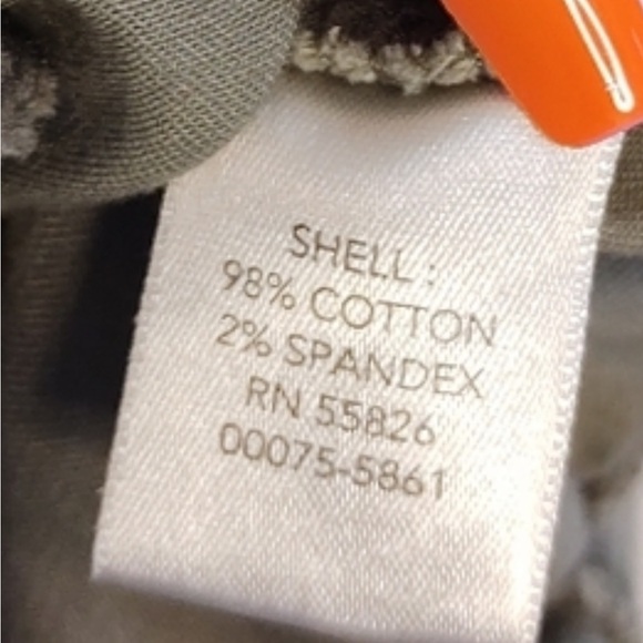 CHRISTOPHER& BANKS ZIPPER CLOSURE VEST IN OLIVE GREEN COLOUR SIZE SMALL - Picture 6 of 6